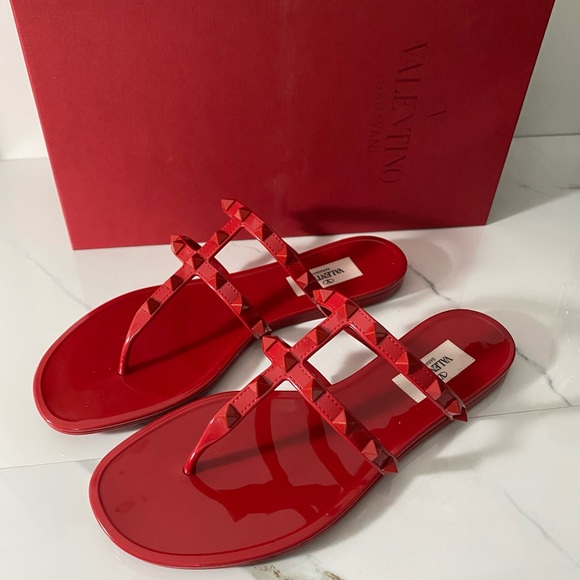 Valentino Garavani Shoes - Valentino Garavani Rockstud Flat Thong Sandals